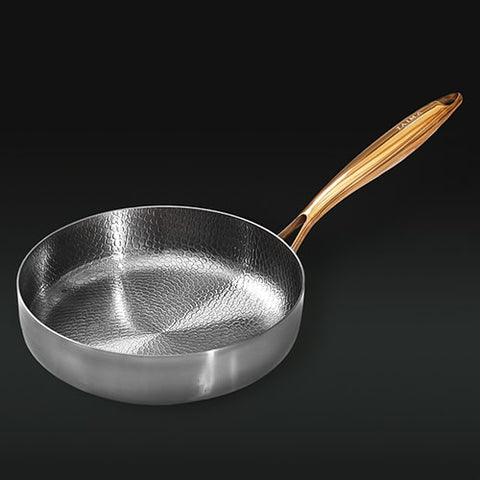 <p>Pure Titanium Deep Pan Pro</p>