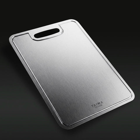 <p>Certified Pure Titanium Cutting Board V2</p>